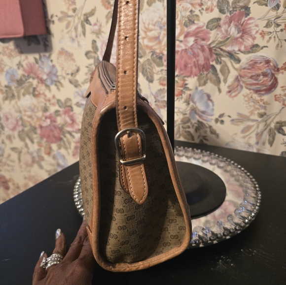 VINTAGE Gucci crossbody - Picture 3 of 15